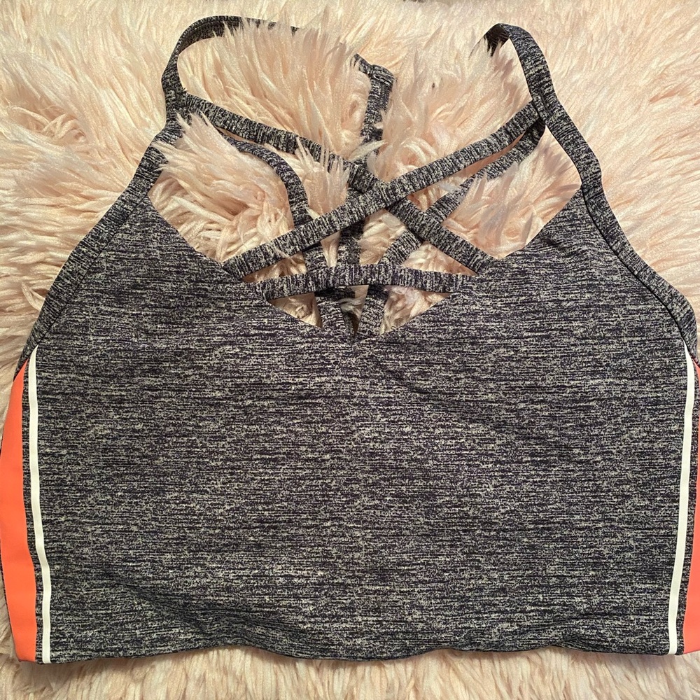 PINK Victoria’s Secret Ultimate Sports Bra